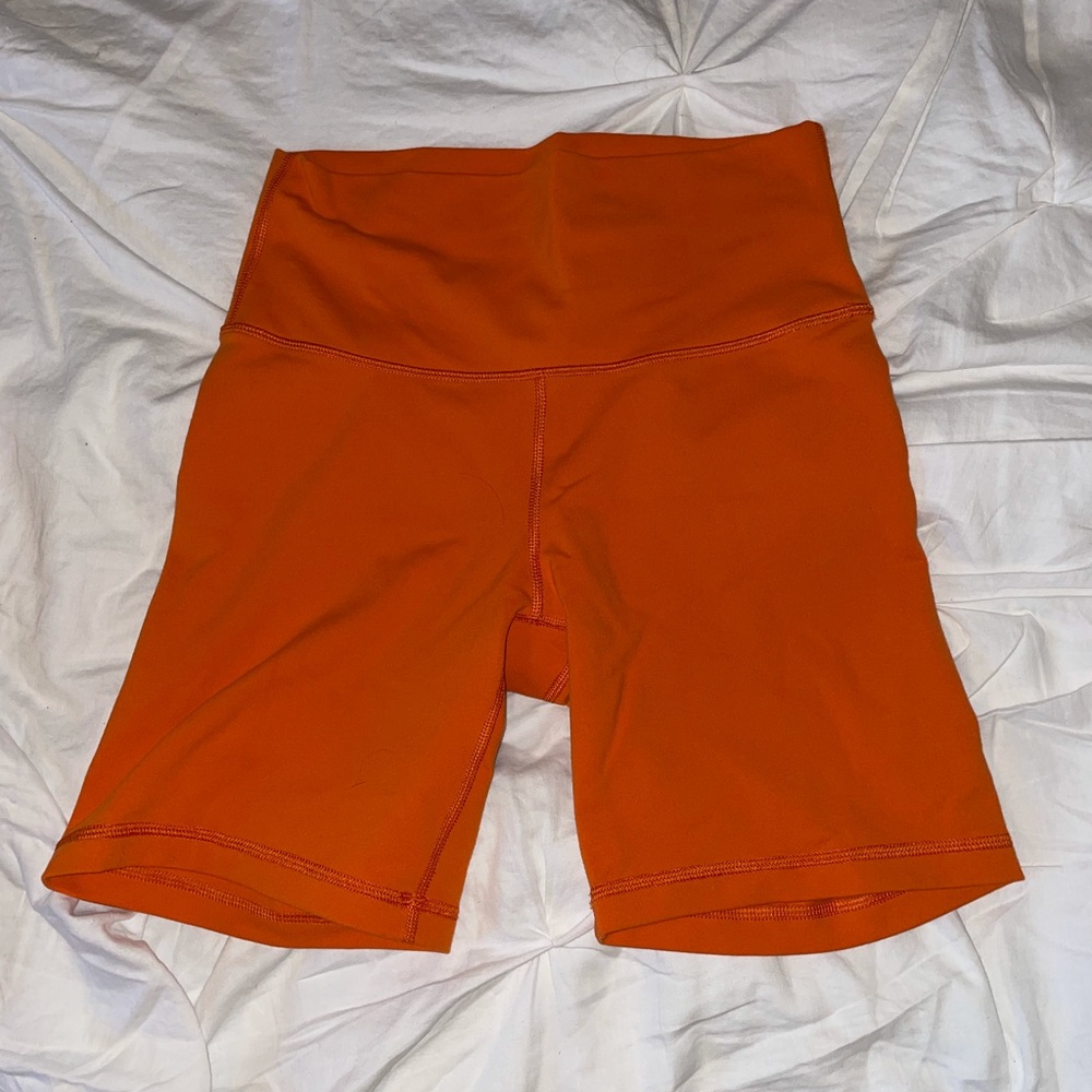 aritzia atmosphere biker shorts